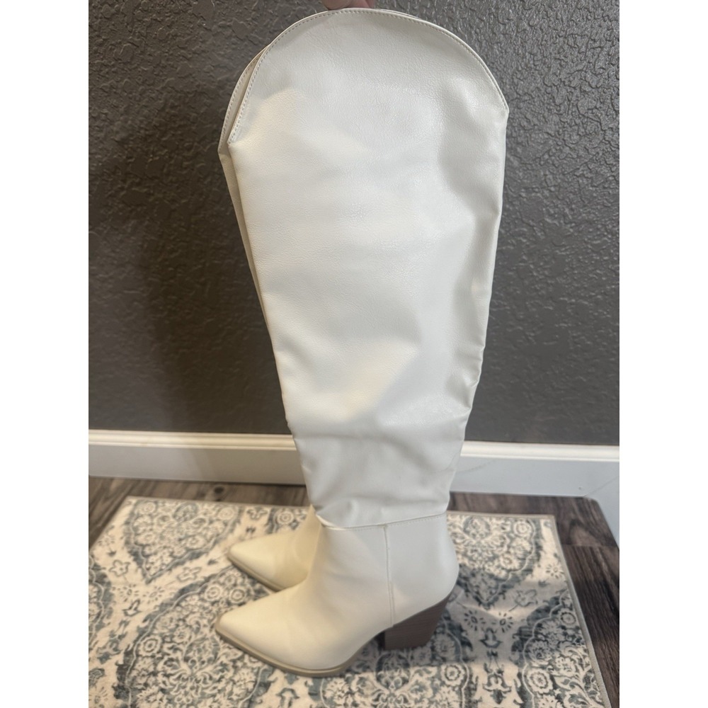 Oasis Society Clara Tall Knee High Western Boots White 7.5 - Picture 2 of 4